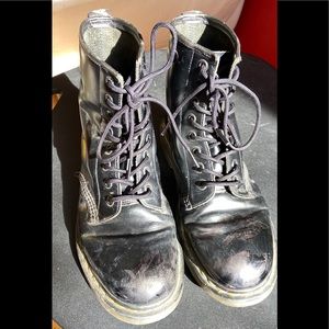 Dr. Martens 8-eye boots, black EU41 women’s 9 used